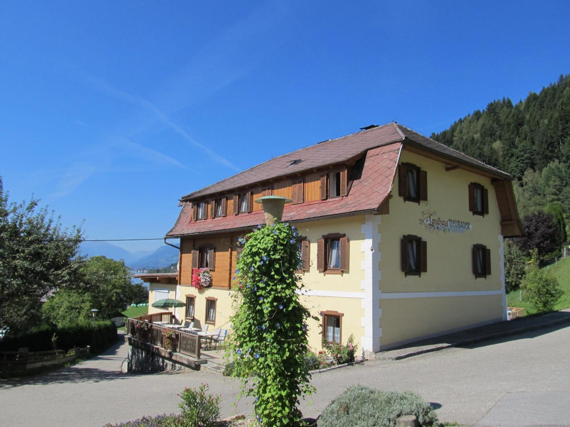 Landhaus Neubauer - Zimmer มิลชตัทท์ ภายนอก รูปภาพ